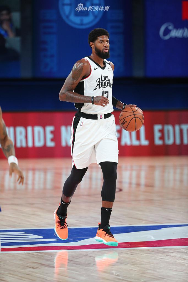 渐崭露头角 渐崭露头角